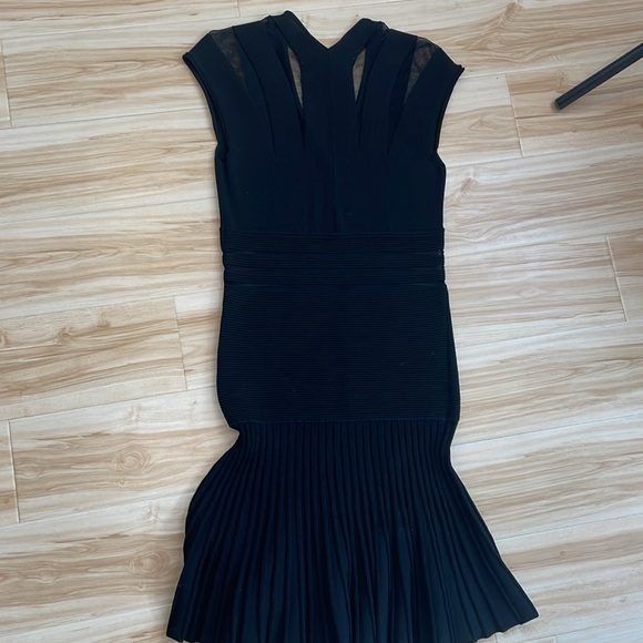 Mint condition black dress, max studio, size small - Picture 5 of 5